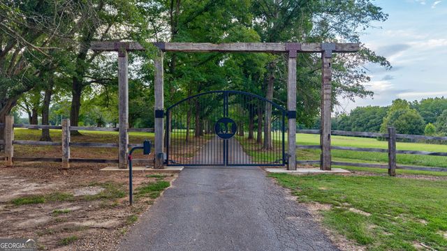 1321A Garrett Road, Statham, GA 30666