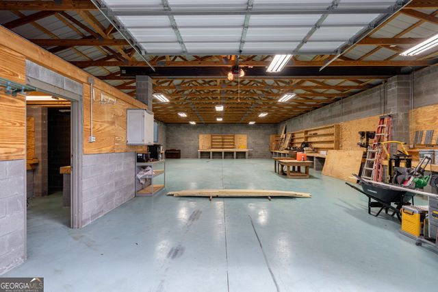 1321A Garrett Road, Statham, GA 30666