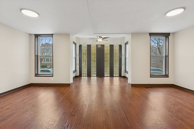 3045 W EASTWOOD Avenue 1, Chicago, IL 60625