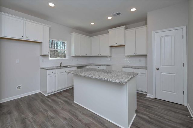 507 Charleston Place, Villa Rica, GA 30180