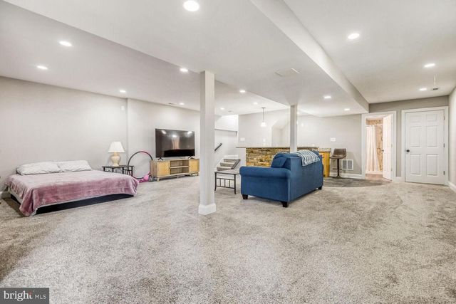 10212 HARVEST FIELDS DR, Woodstock, MD 21163