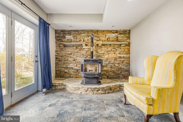 10212 HARVEST FIELDS DR, Woodstock, MD 21163