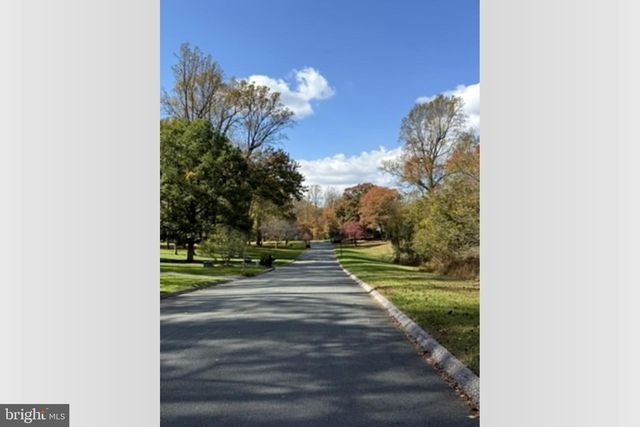 10212 HARVEST FIELDS DR, Woodstock, MD 21163