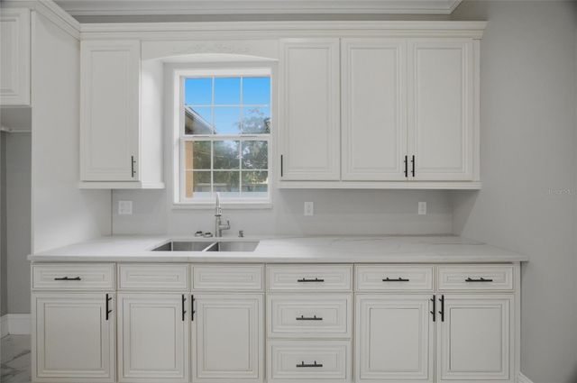 1208 W BAKER STREET, Plant City, FL 33563