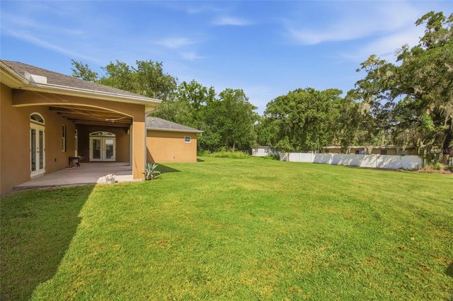 1208 W BAKER STREET, Plant City, FL 33563