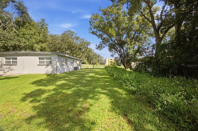 1208 W BAKER STREET, Plant City, FL 33563
