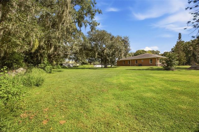 1208 W BAKER STREET, Plant City, FL 33563