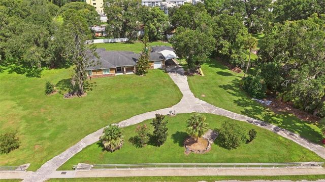 1208 W BAKER STREET, Plant City, FL 33563
