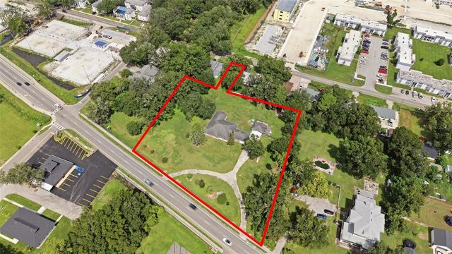 1208 W BAKER STREET, Plant City, FL 33563