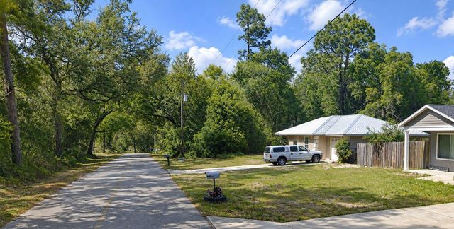 SE 171ST CT, Ocklawaha, FL 32179