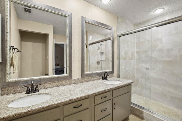 2226 Crystal Creek Lane, Garland, TX 75040