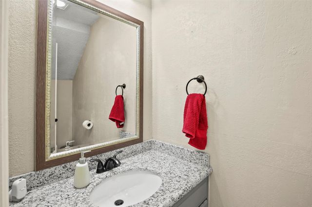 2226 Crystal Creek Lane, Garland, TX 75040