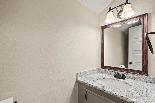 2226 Crystal Creek Lane, Garland, TX 75040