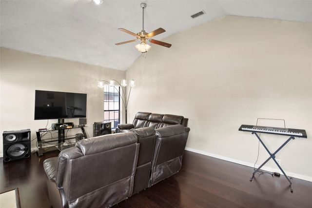 2226 Crystal Creek Lane, Garland, TX 75040