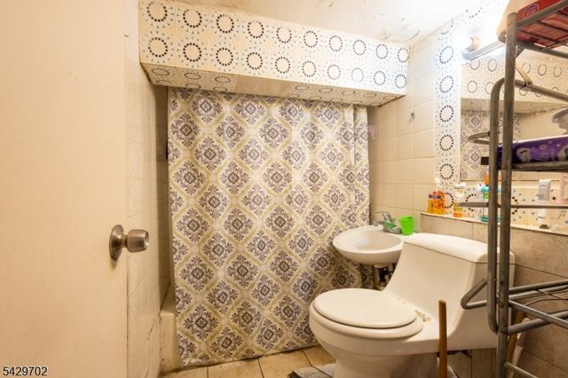 180 Berkshire Pl, Irvington Twp., NJ 07111