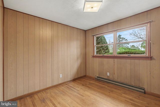 205 N MIDDLESEX RD, Carlisle, PA 17013