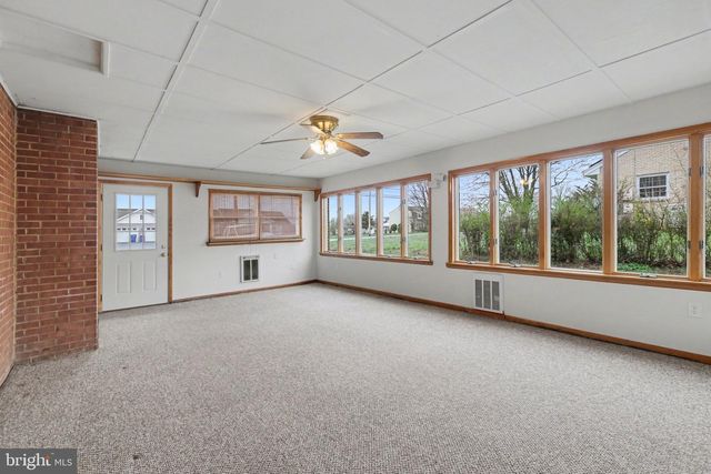 205 N MIDDLESEX RD, Carlisle, PA 17013