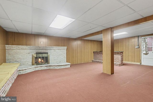 205 N MIDDLESEX RD, Carlisle, PA 17013