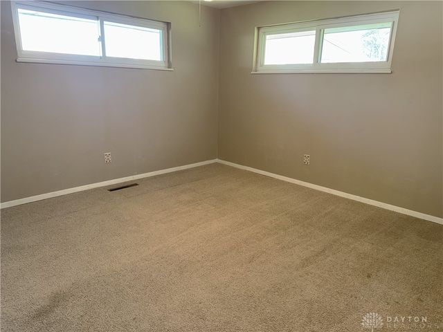 5669 Traymore Drive, Dayton, OH 45424