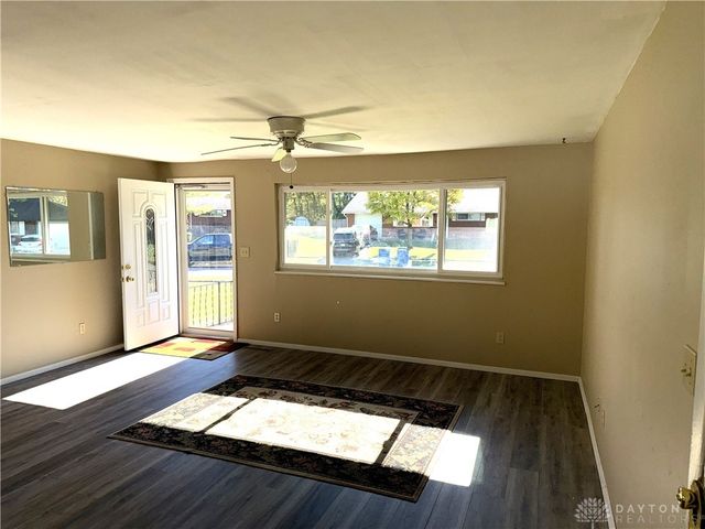 5669 Traymore Drive, Dayton, OH 45424