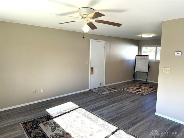 5669 Traymore Drive, Dayton, OH 45424