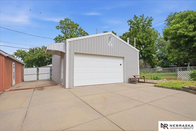 6112 Franklin Street, Omaha, NE 68104