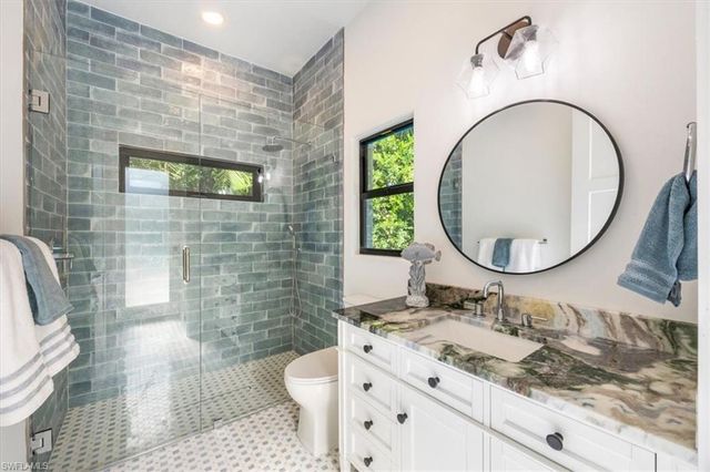 226 Monterey DR, Naples, FL 34119