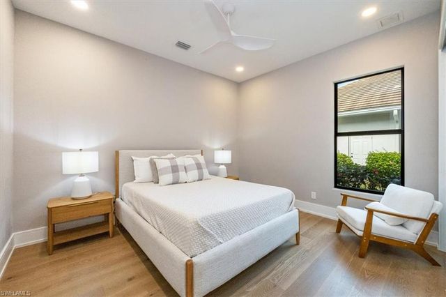 226 Monterey DR, Naples, FL 34119