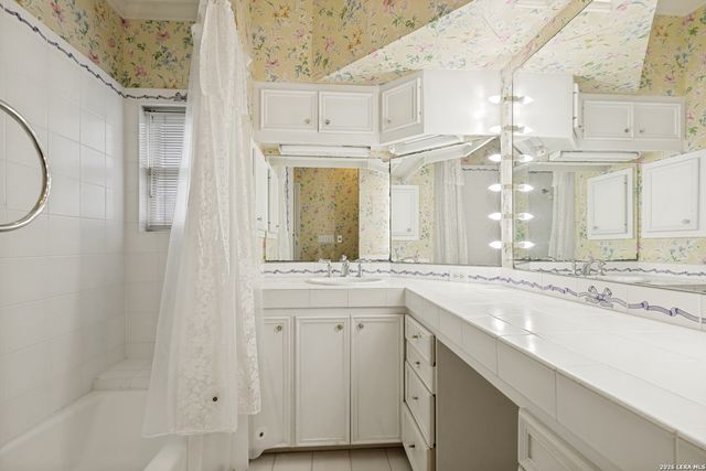 214 Terrell Rd, Terrell Hills, TX 78209