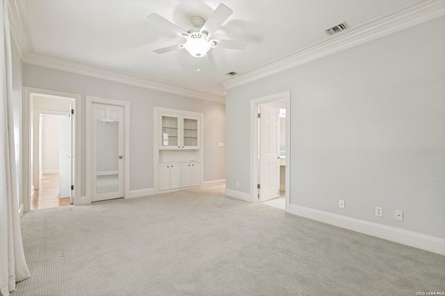 214 Terrell Rd, Terrell Hills, TX 78209