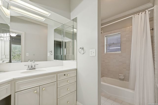 214 Terrell Rd, Terrell Hills, TX 78209