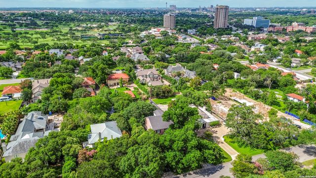 214 Terrell Rd, Terrell Hills, TX 78209