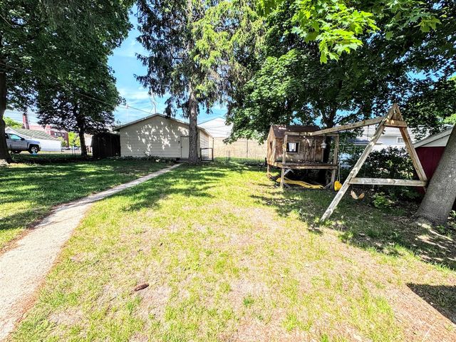 311 N Warren Avenue, Big Rapids, MI 49307