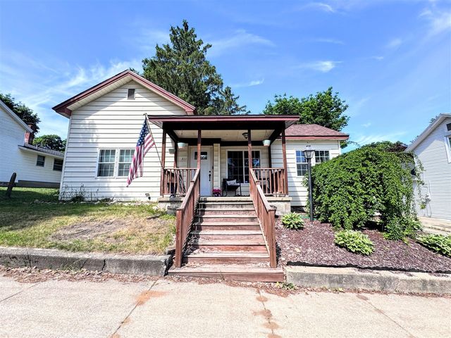 311 N Warren Avenue, Big Rapids, MI 49307