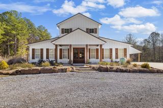 2162 Leesburg Road, Morton, MS 39117