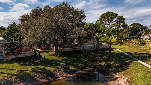 4205 Village Dr D, Delray Beach, FL 33445