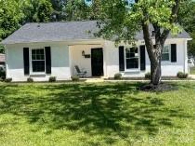 3510 Cypress Pond Drive, Charlotte, NC 28269