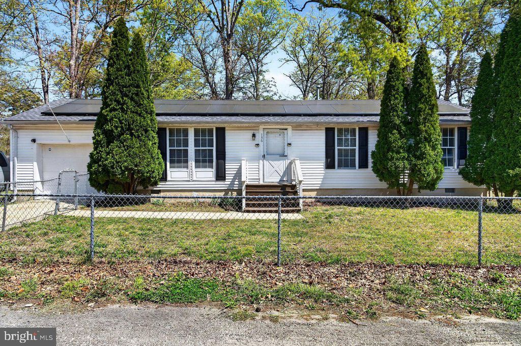 136 DENNIS AVE, Browns Mills, NJ 08015