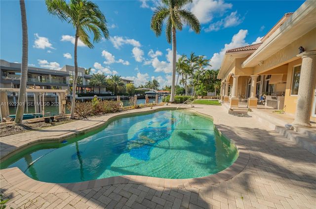 3220 NE 165th Street, North Miami Beach, FL 33160