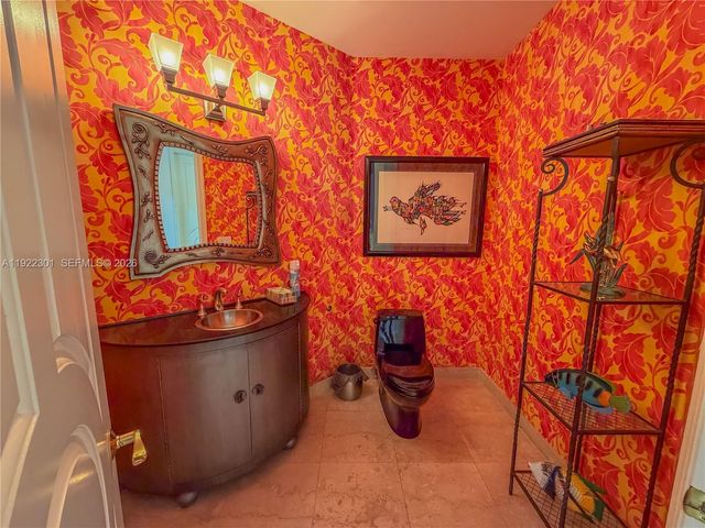 3220 NE 165th Street, North Miami Beach, FL 33160
