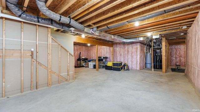 11176 Prairie Rose Pass, Roanoke, IN 46783