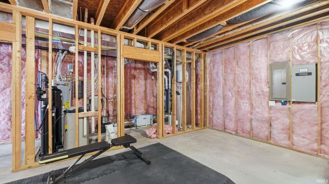 11176 Prairie Rose Pass, Roanoke, IN 46783