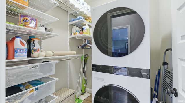 11176 Prairie Rose Pass, Roanoke, IN 46783