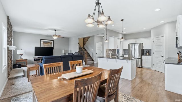 11176 Prairie Rose Pass, Roanoke, IN 46783