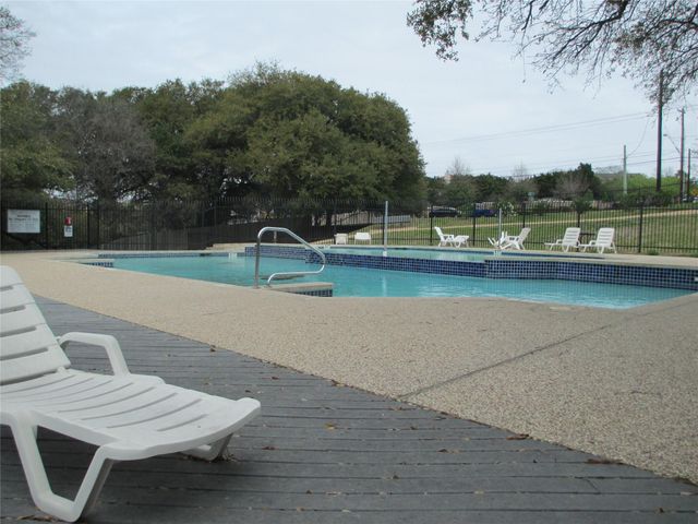 1015 E Yager LN 69, Austin, TX 78753