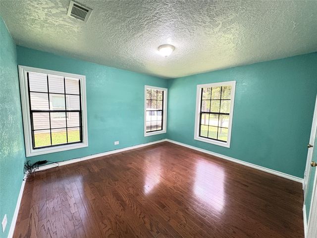 1205 Lamar, Mt Pleasant, TX 75455
