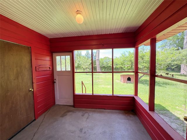 1205 Lamar, Mt Pleasant, TX 75455