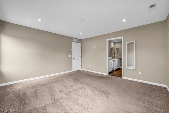 6244 Cardinal Meadow Court, Mentor, OH 44060
