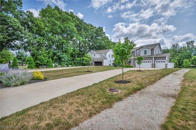 6244 Cardinal Meadow Court, Mentor, OH 44060