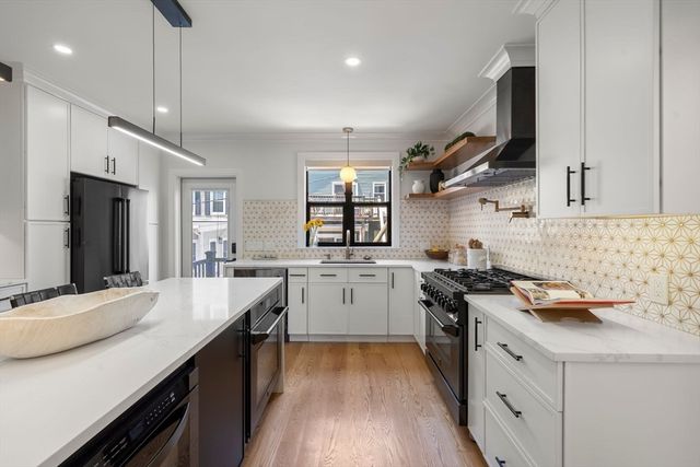 181 I Street, Boston, MA 02127